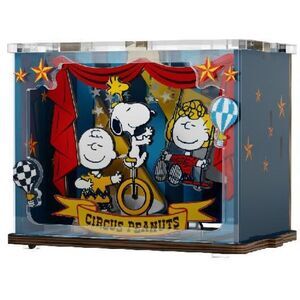 Snoopy Happy Stage Wooden Wooden Mini Scene  COLLECTABLES